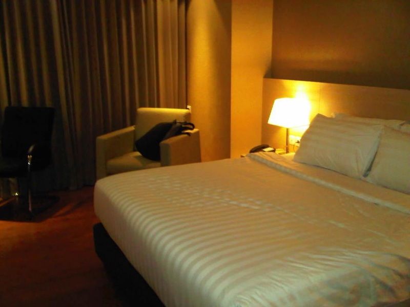 Hotel Santika Premiere Gubeng Surabaya Exterior foto